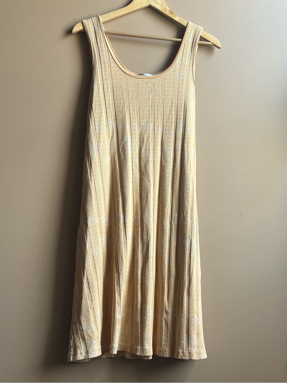“Fresh Produce” yellow & white, lightweight ribbed cotton beach theme slip dress - Picture 1 of 13